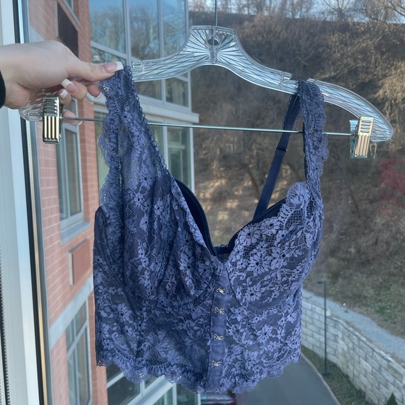 Blue Victoria’s Secret corset! Sexy lace lingerie or going out top - Picture 2 of 4